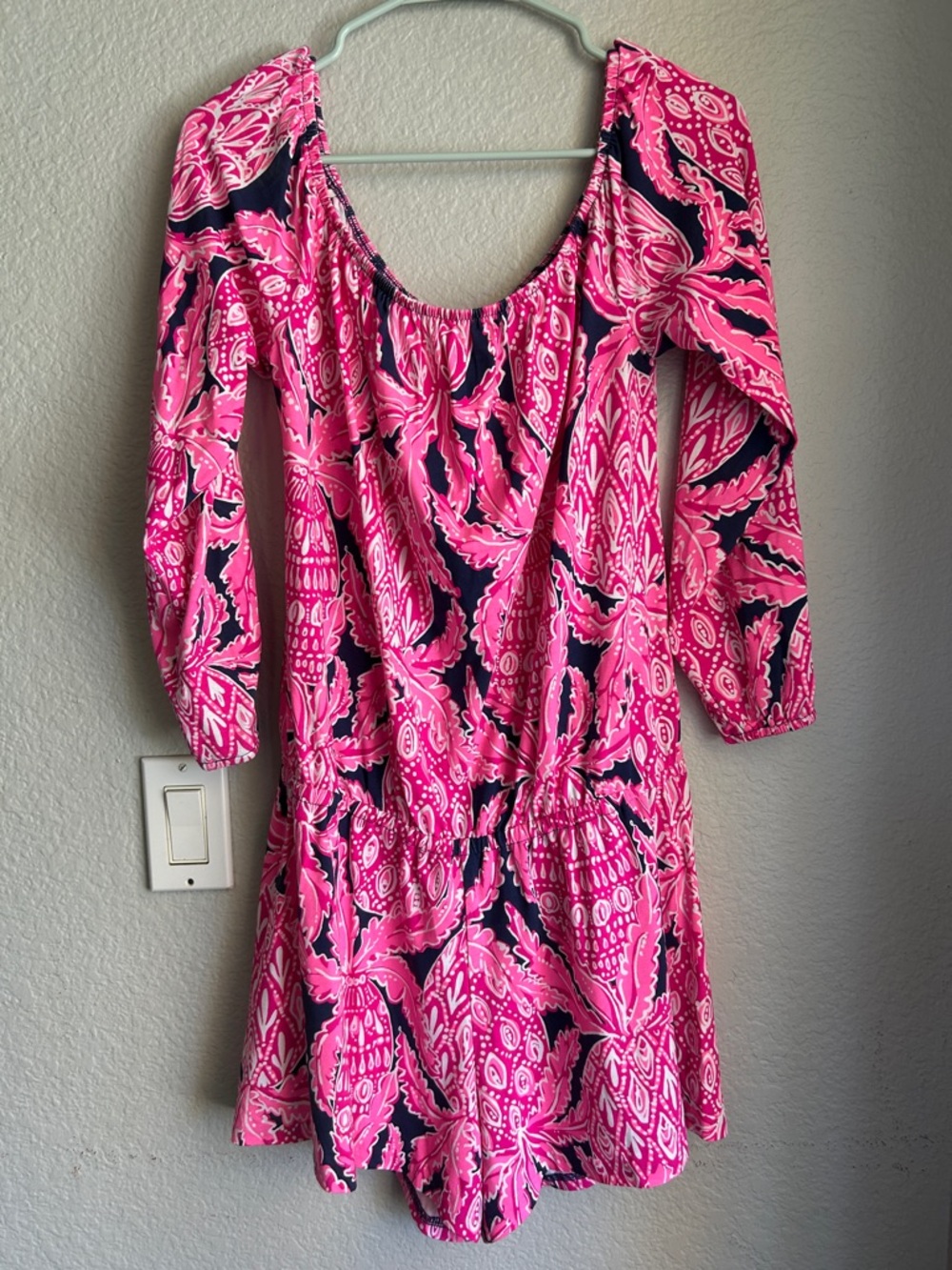 Lilly Pulitzer Pink & Navy Patterned 3/4 Sleeve Romper - EUC!